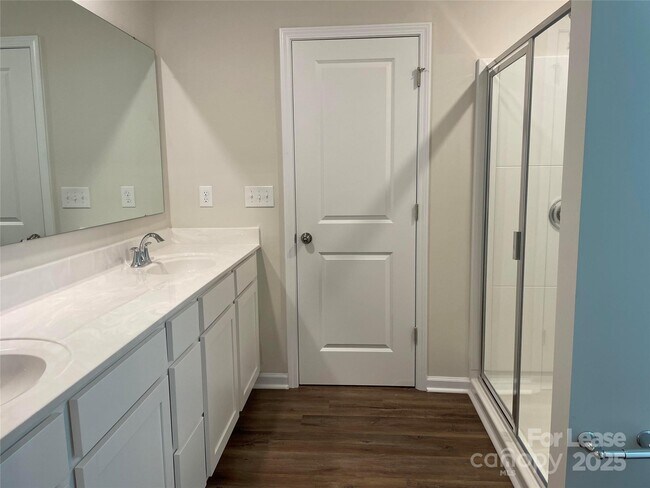 Building Photo - 3113 Treyson Dr