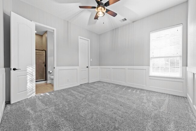 Building Photo - 110 Pickerel Point Ct