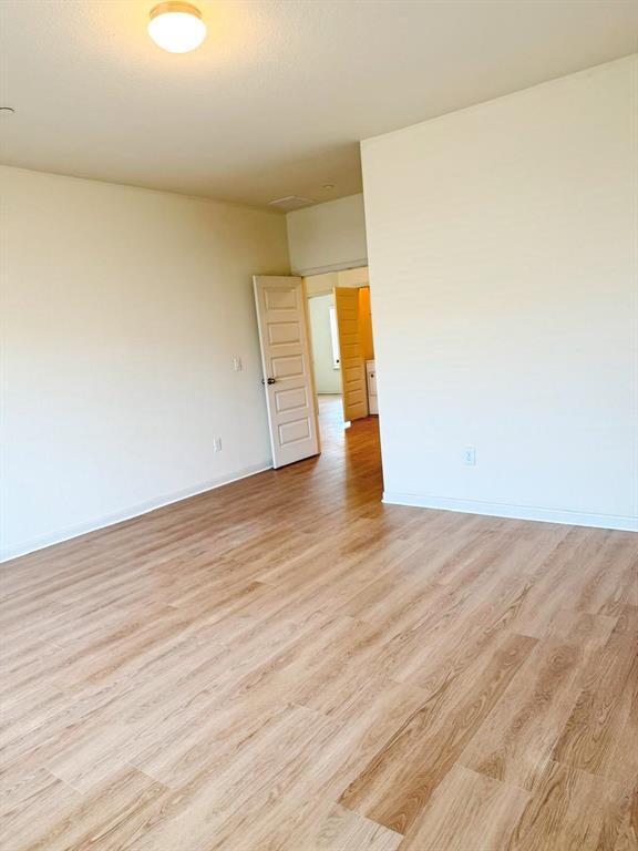 Building Photo - 1620 Bryant Dr