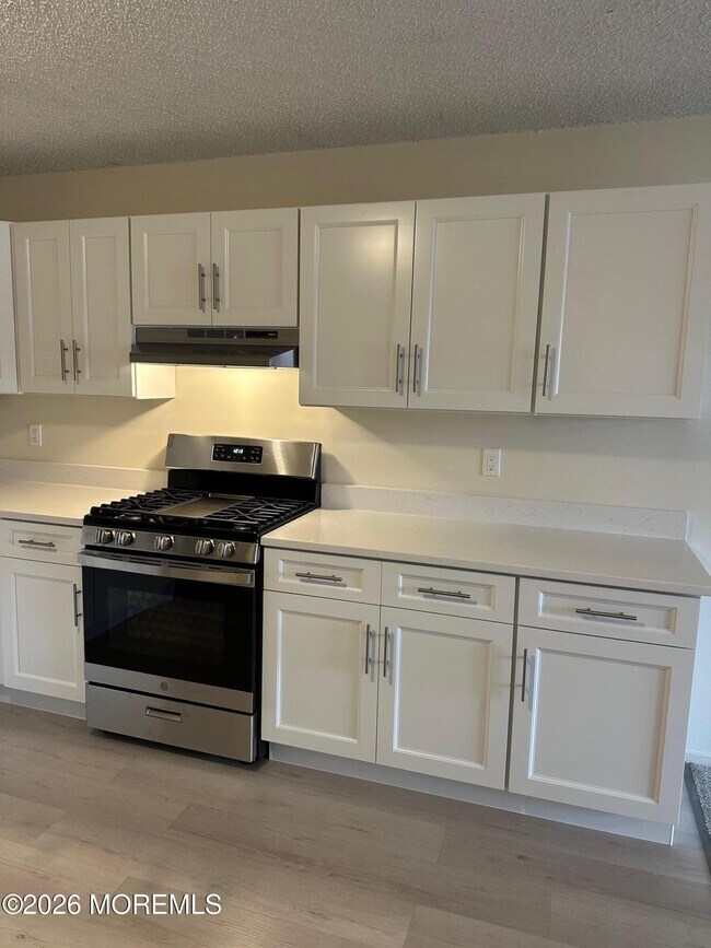 Building Photo - 2510 Belmar Blvd