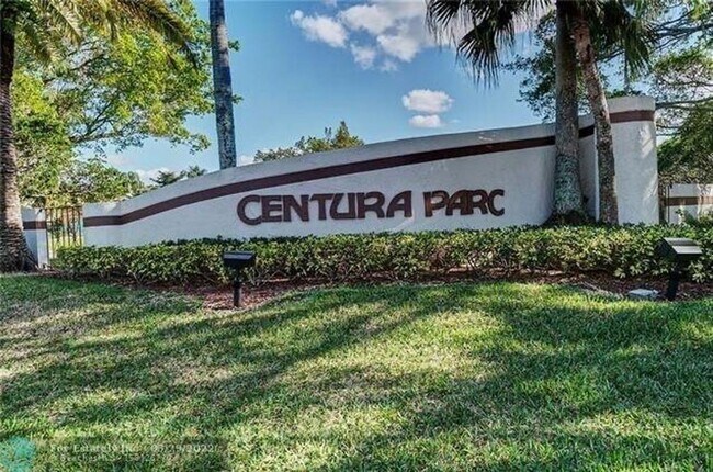 Building Photo - 2358 NW 37th Ave