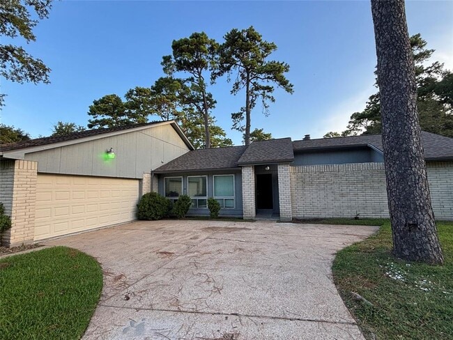 Building Photo - 12614 Campos Dr