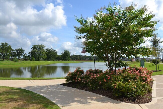 Building Photo - 1607 Portorosso Dr