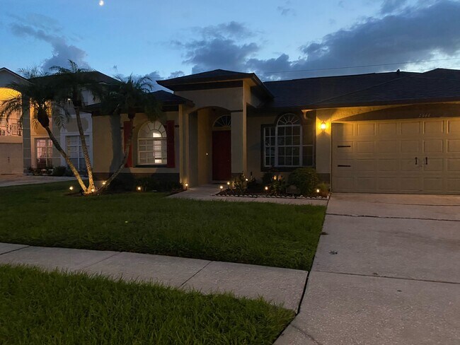 Building Photo - 1341 Flaxwood Ave