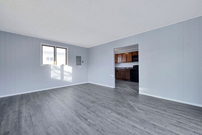 Building Photo - 2137 Toni St