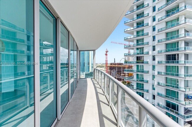 Building Photo - 888 Biscayne Blvd