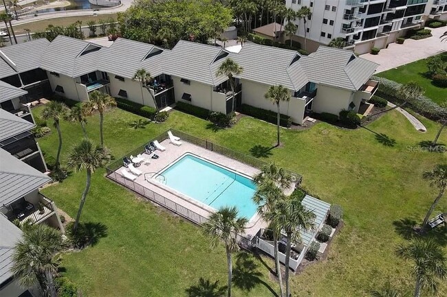 Building Photo - 4660 Ocean Blvd