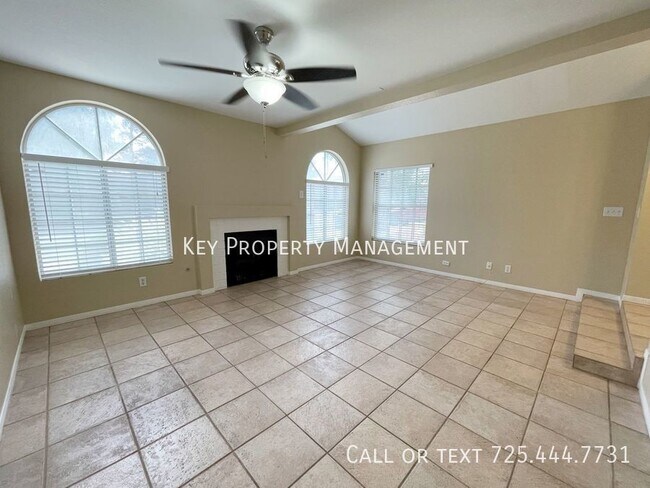 Building Photo - 3 BEDROOM 3 BATH TOWNHOME IN HENDERSON NEA...