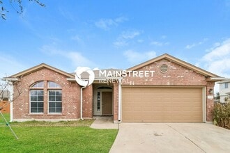 Building Photo - 4 Bedroom Pet-Friendly Home in Manor, TX with Main Street Renewal