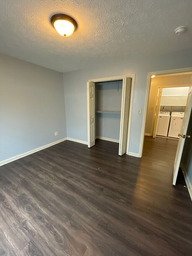Building Photo - Charming Home in Havelock