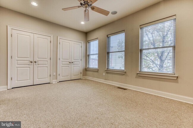 Building Photo - 1320 Race St