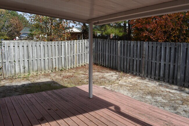 Building Photo - 354 Crawford Mill Ln