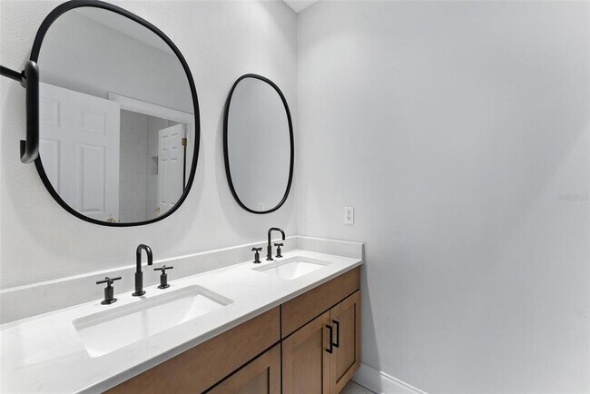 Building Photo - 8555 Bowden Way
