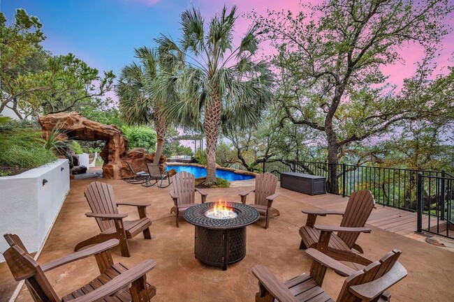 Building Photo - 1710 Mt Larson Rd