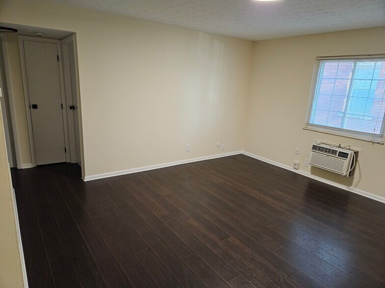 Living Room - 395 E 13th Ave