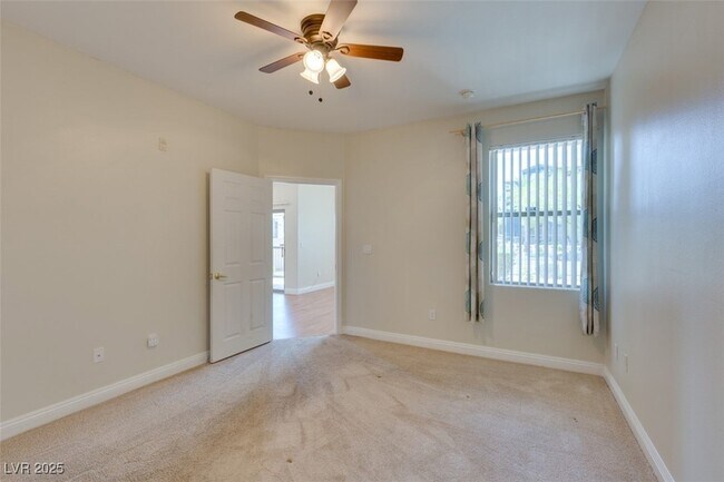 Building Photo - 8000 W Badura Ave