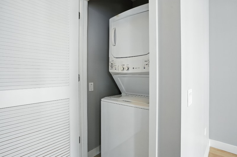 Building Photo - 319 E Wacker Dr