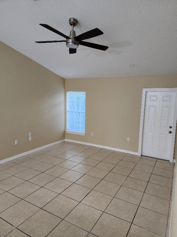 Building Photo - 2225 86th Ct