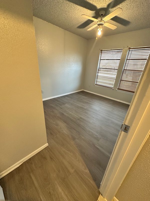 Building Photo - 5718 Jones Falls Dr