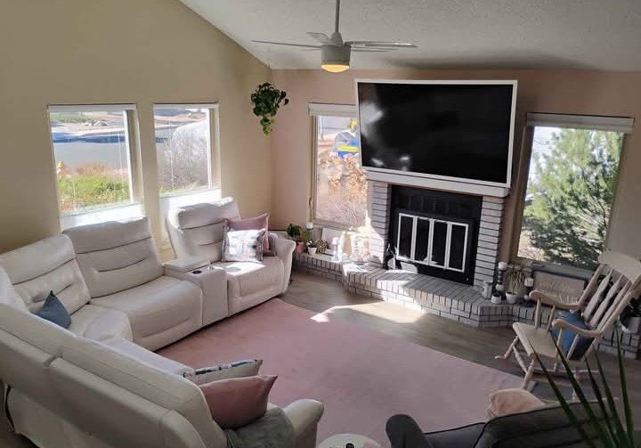 Building Photo - 2350 Parliament Dr