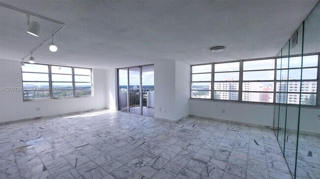 Building Photo - 2750 NE 183rd St