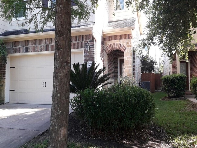 Primary Photo - 14546 Bergenia Dr