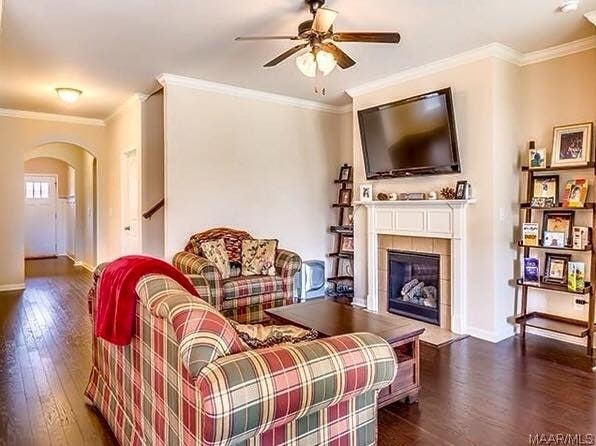 Building Photo - New Park - 5BR/3BA w/ 2900+sq ft