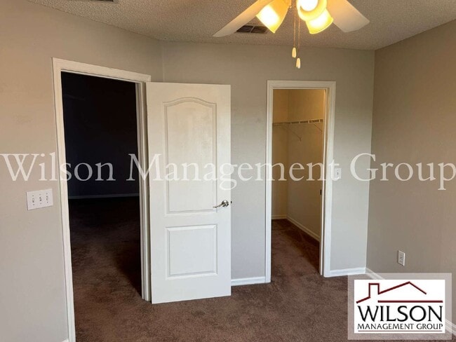 Building Photo - 4944 Waterside Pointe Cir