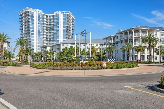 Building Photo - 4821 W McElroy Ave