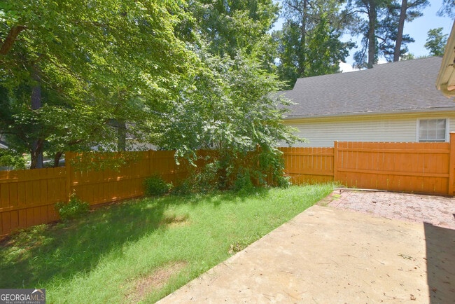 Building Photo - 115 S Fairfield Dr