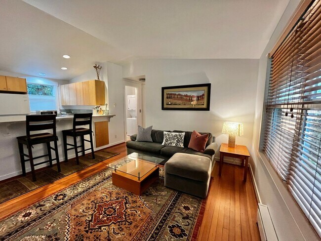 Building Photo - Fully Furnished Historic Fort Ward Townhome on Bainbridge Island