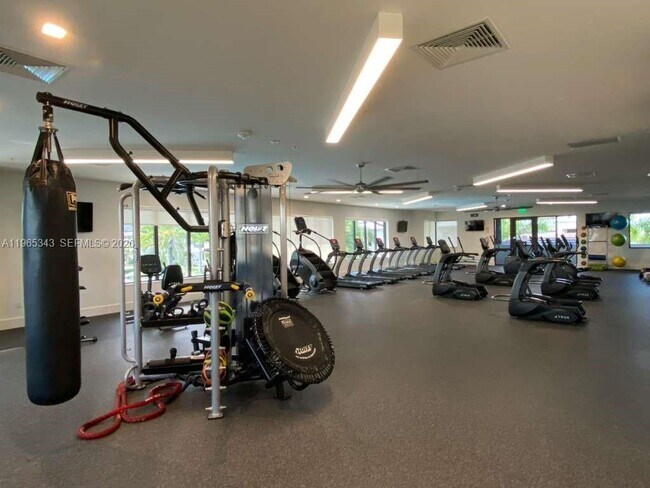 Building Photo - 4636 NW 84th Ave