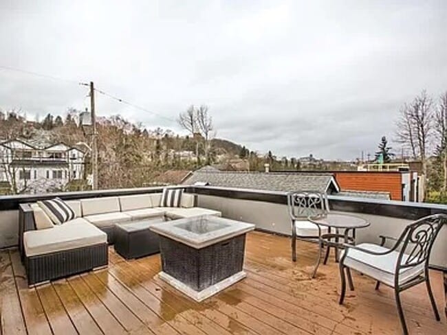 Primary Photo - North Beacon Hill Townhouse