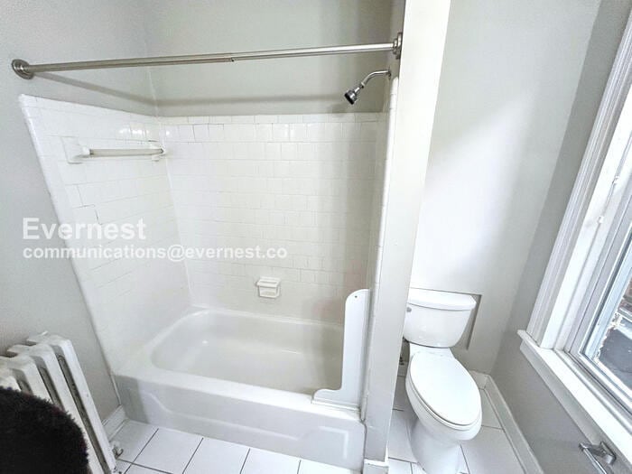 Building Photo - 1605 Grove Ave