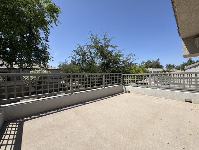 Building Photo - 7272 E Gainey Ranch Rd