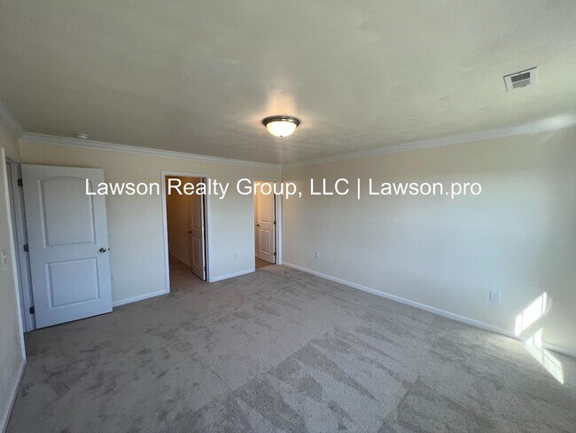 Building Photo - Newer Construction in Vinton with Incredible Mountain Views and  Attached Garage