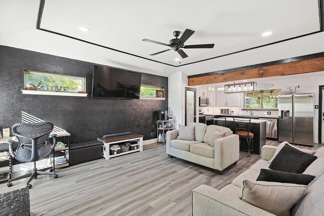 Building Photo - 2525 Freedom Ln