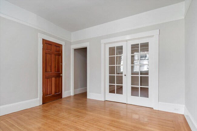 Building Photo - 1168 Church St