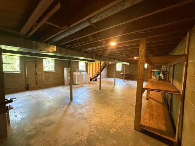 Building Photo - 369 Pleasant Hill Rd