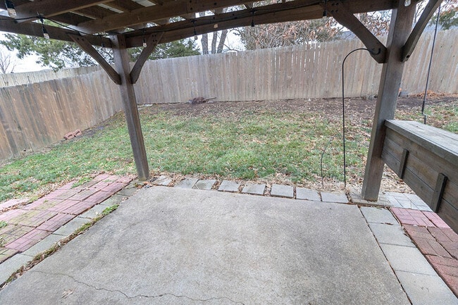 Building Photo - 1606 Typhoon Dr