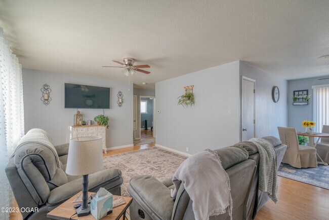 Building Photo - 2415 New Hampshire Ave