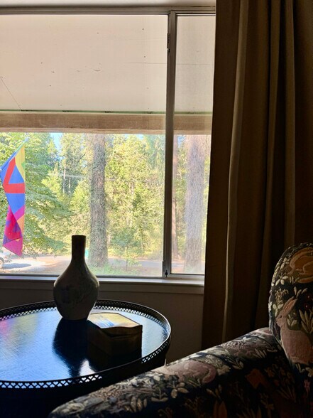 Building Photo - 2633 Crystal Springs Rd