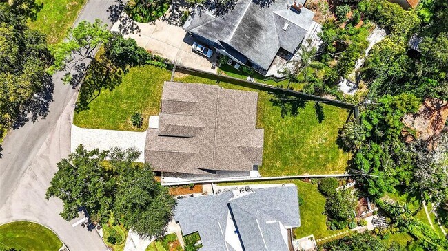 Building Photo - 216 N Glen Arven Ave