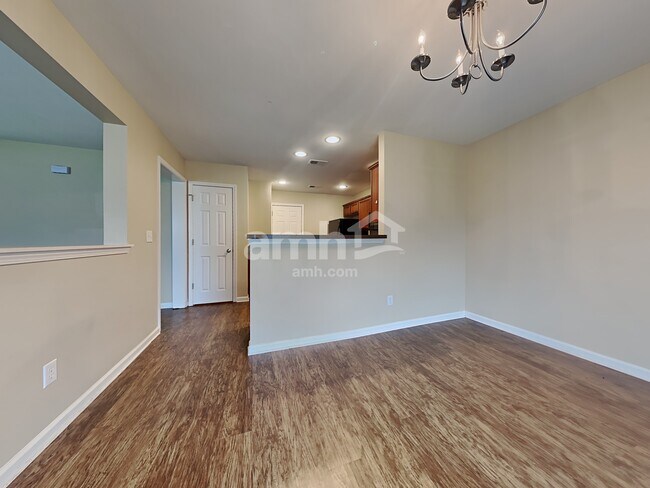 Building Photo - 313 Brickhope Ln