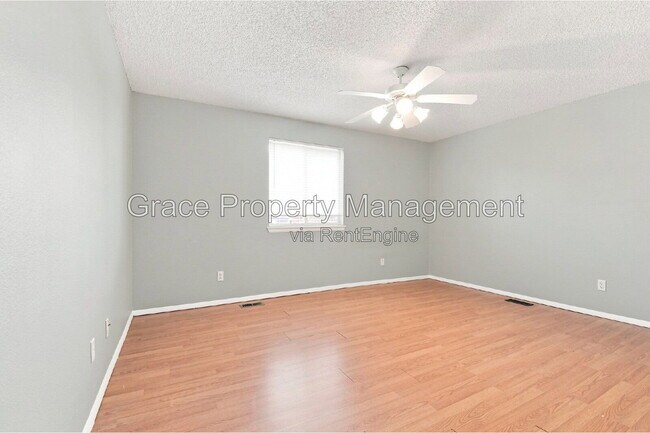 Building Photo - 4425 E 128th Pl