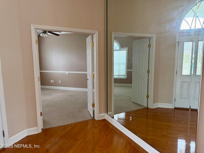 Building Photo - 7709 Burnt Oak Trail