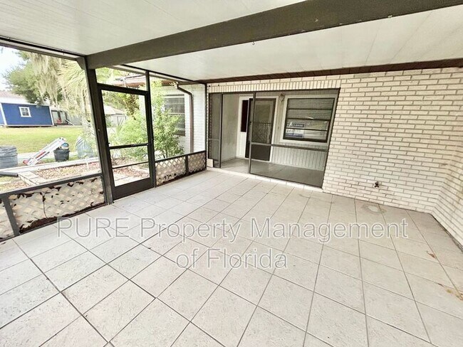 Building Photo - 3135 SW 97th St
