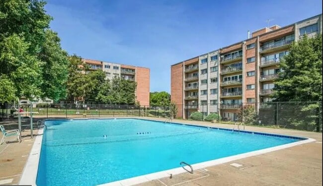 Building Photo - 401 N Armistead St