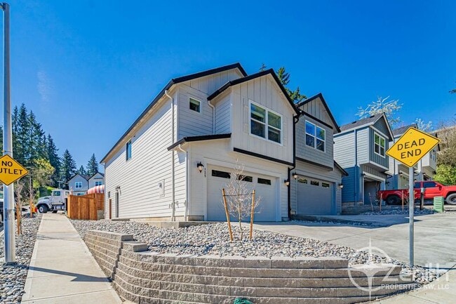 Building Photo - 125 NE Newhouse Rd