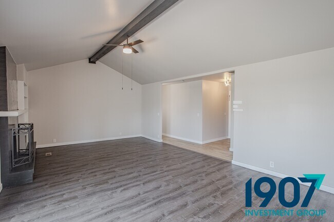 Building Photo - 1213 SW 97th St